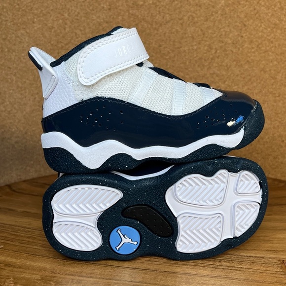 Jordan
6 rings
Toddler - Picture 2 of 7